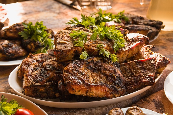 Consume Heavy Meals At Lunchtime