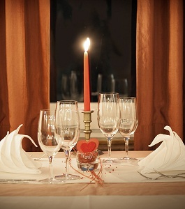 candlelight dinner